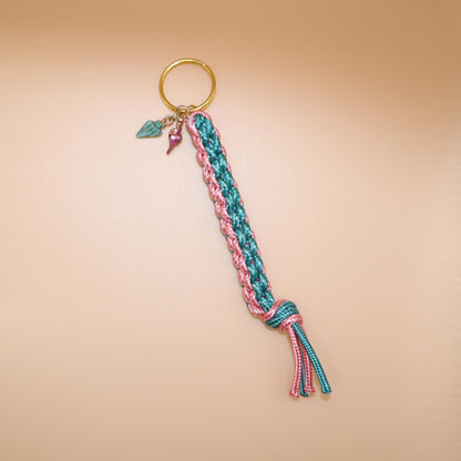 Ocean-themed Keychain with Seashell Charms | Colorful Handmade Keyring | Backpack & Purse Accessories | Gift for Ocean-lovers