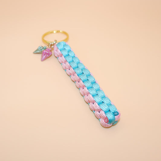 Ocean Keychain with Seashell Charms | Colorful Handmade Keyring | Backpack & Purse Accessories | Gift for Ocean-lovers